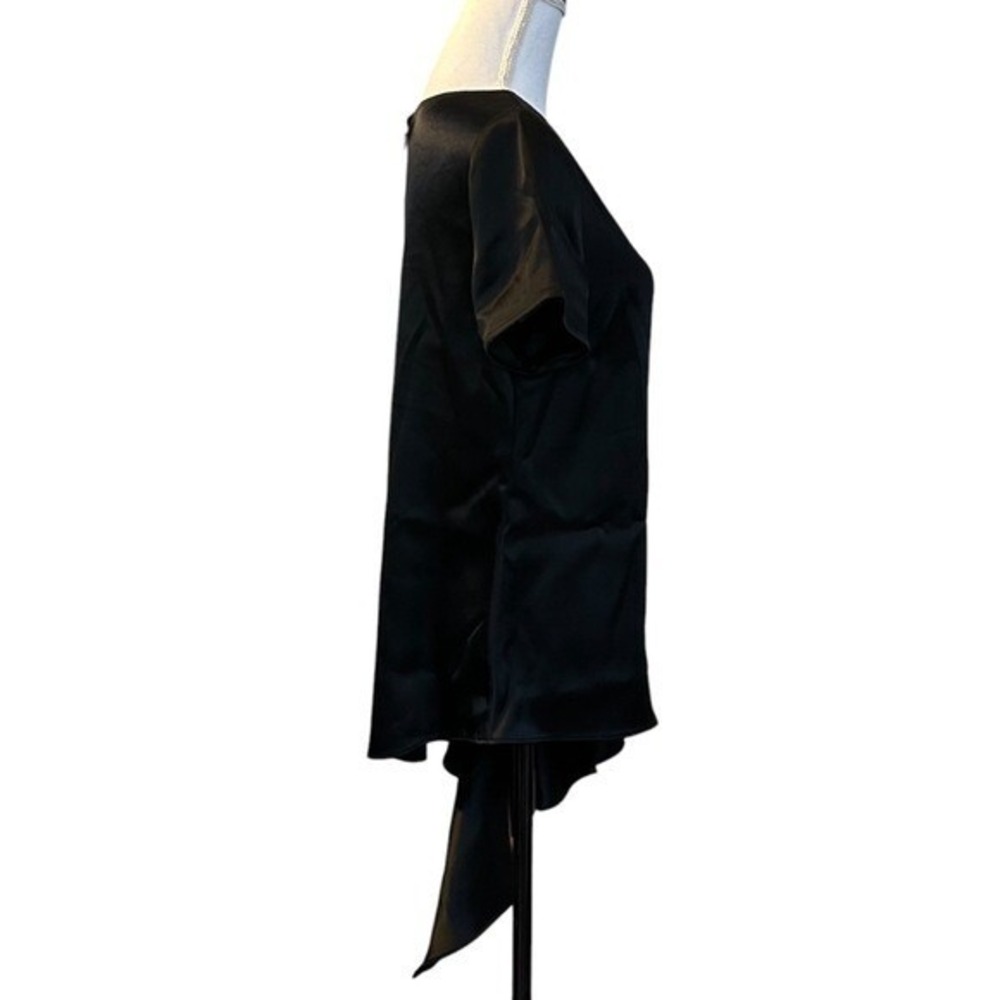 ST. JOHN Asymmetrical Hem Satin Short Sleeve Top Women's Small Black Designer - Picture 5 of 8